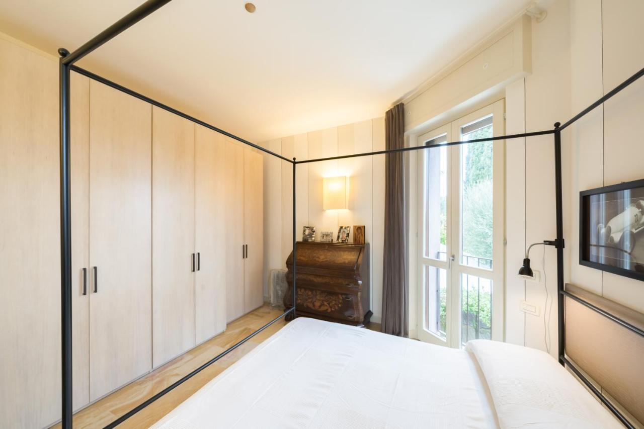 Residenza Al Vittoriale - By Host4U Apartment การ์โดเน ริเวียรา ภายนอก รูปภาพ