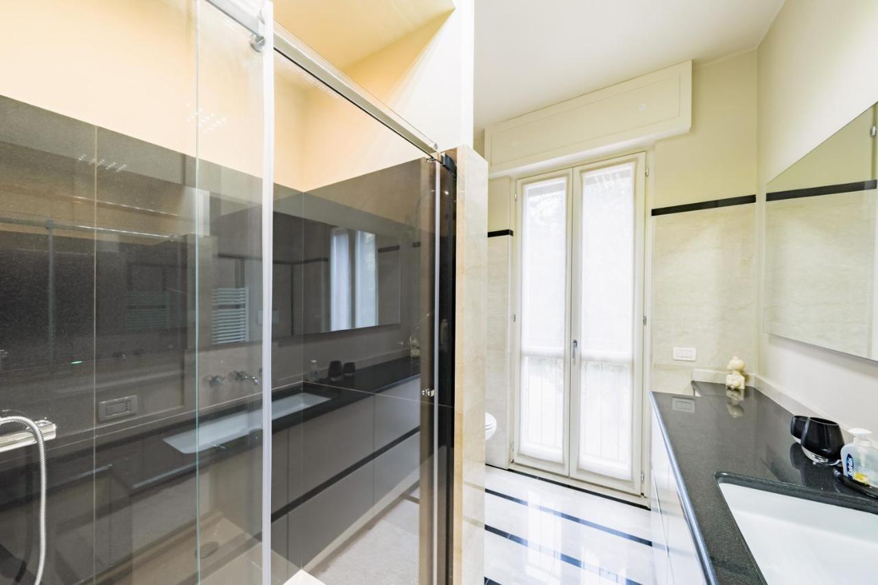 Residenza Al Vittoriale - By Host4U Apartment การ์โดเน ริเวียรา ภายนอก รูปภาพ